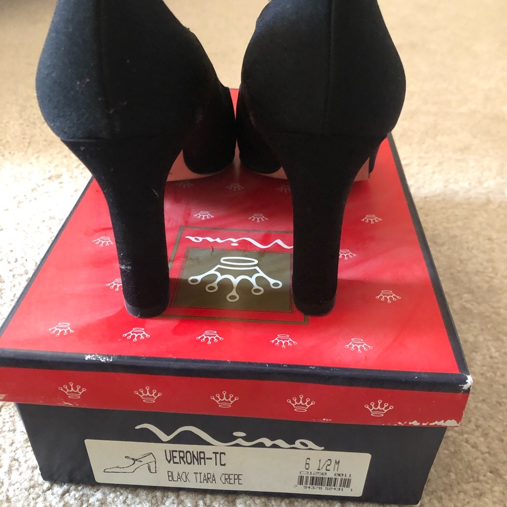 Heels - Picture 3 of 4